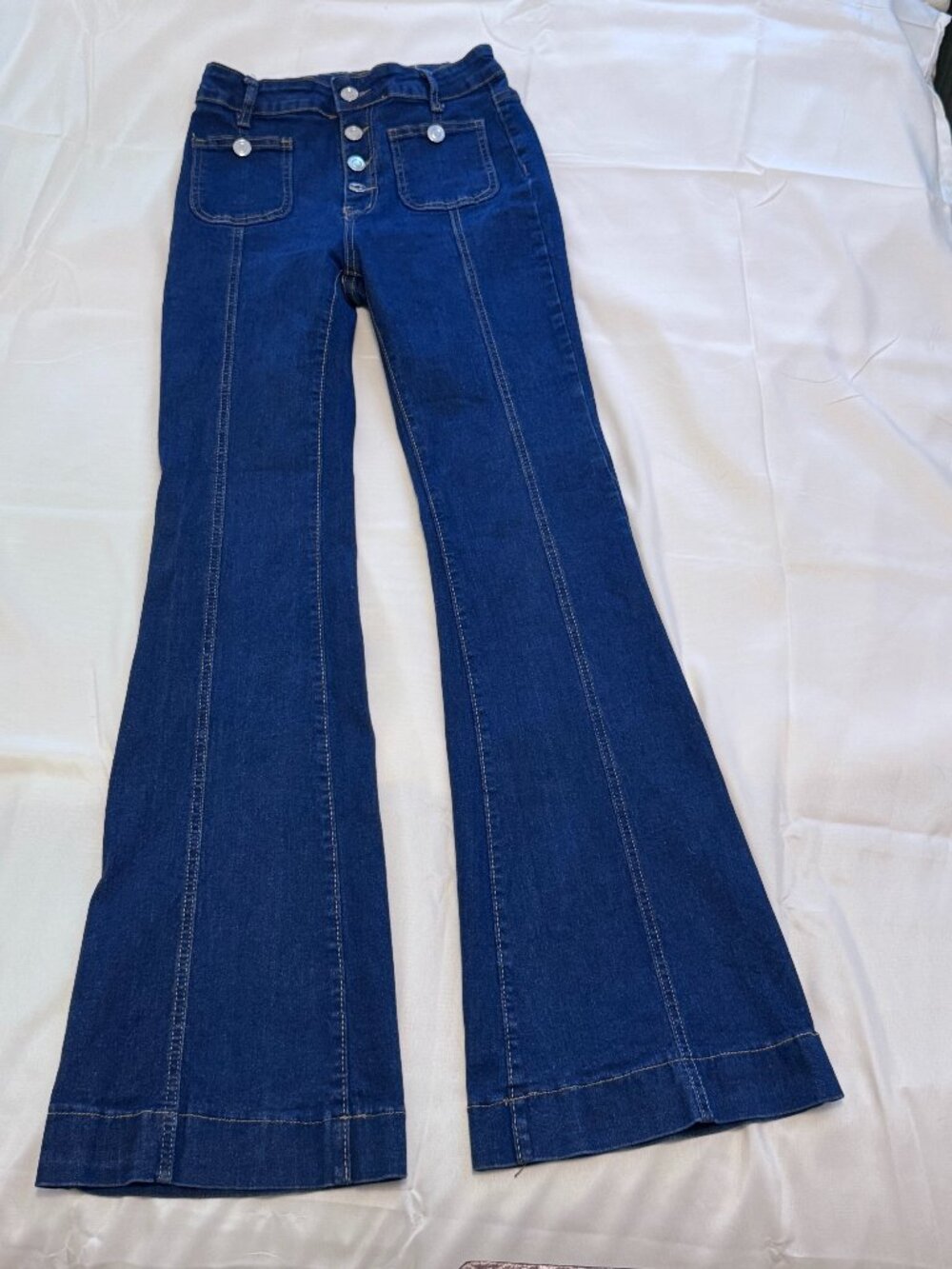 Dark Wash Women's Bell Bottom Flare Jeans Button Fly Patch Pockets Retro Denim